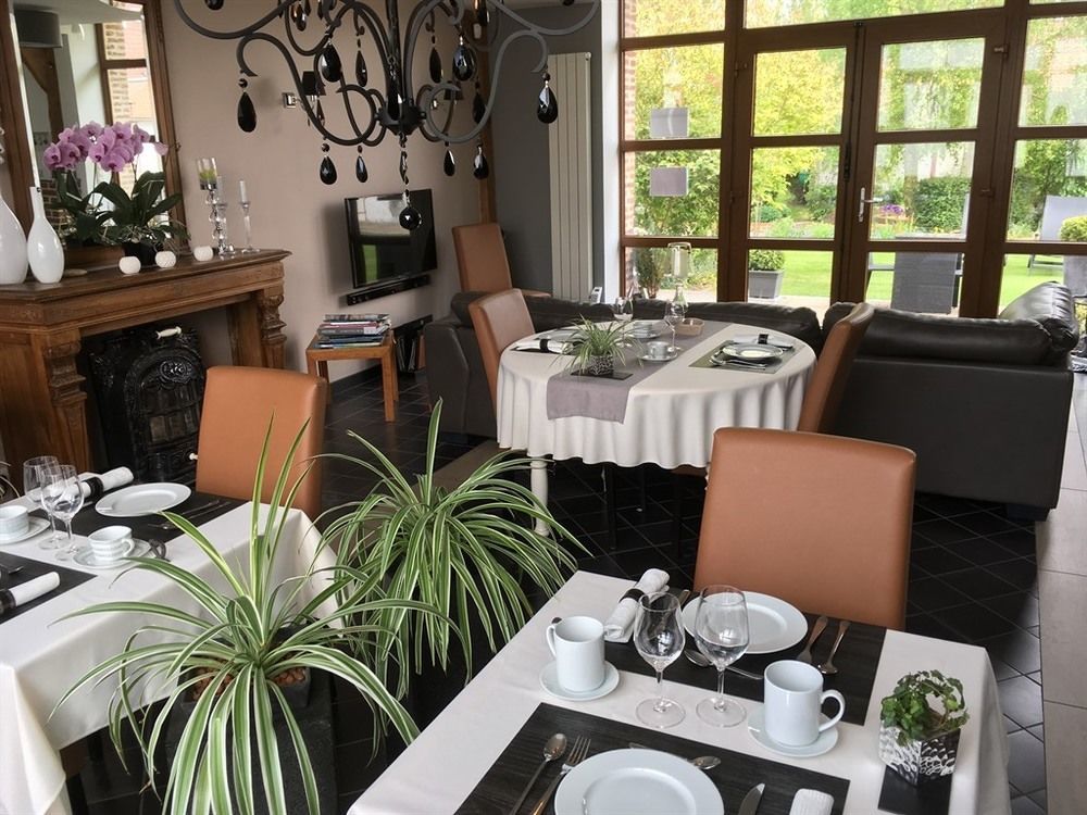 Steenvoorde Au Coeur Des Hotes מראה חיצוני תמונה